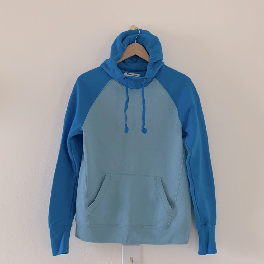 Champion Raglan Sleeve Hooded Sweatshirt